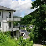 아파트 Modernes Mit Zentralheizung In *