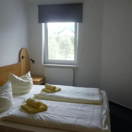 Apartment Modernes Mit Zentralheizung In