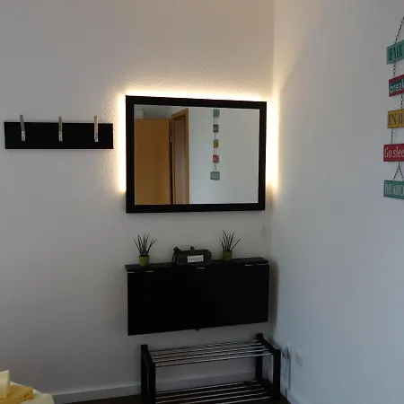 Modernes Mit Zentralheizung In *