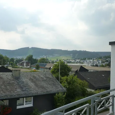 Apartment Modernes Mit Zentralheizung In